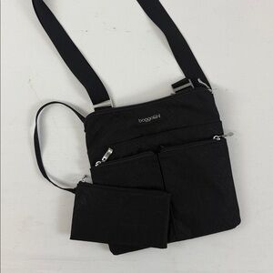 baggallini Horizon Crossbody‎ Organizer Bag Black Adjustable Strap